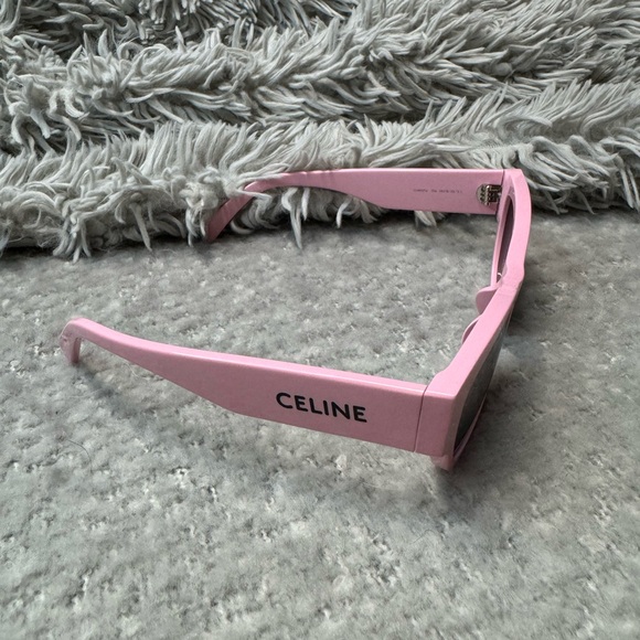 CELINE MONOCHROMS SIGNATURE SUNGLASSES - Picture 14 of 15